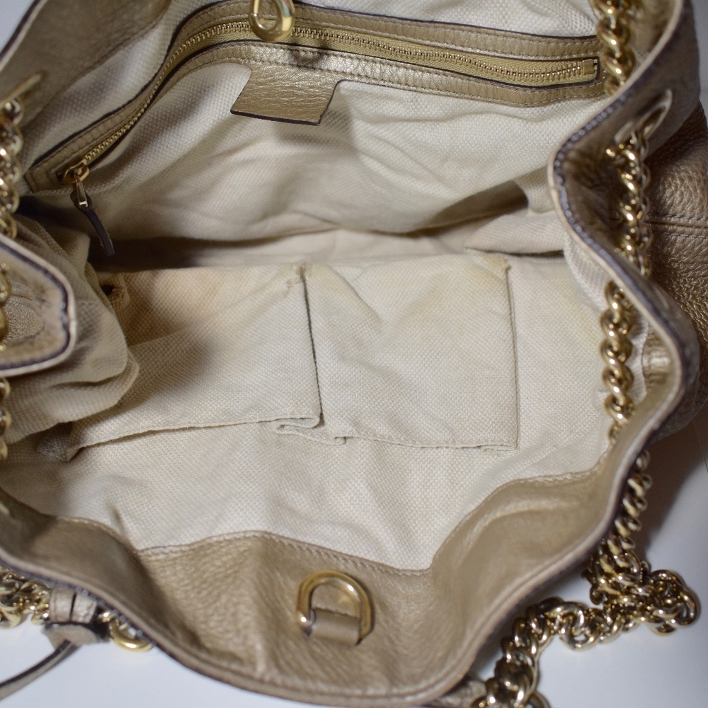 | GUCCI | Metallic | Pebbled- Calfskin| Medium Bag - Picture 14 of 16